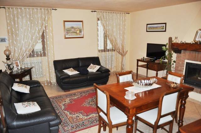 Immagine 1 di Casa indipendente in vendita  a Terranuova Bracciolini