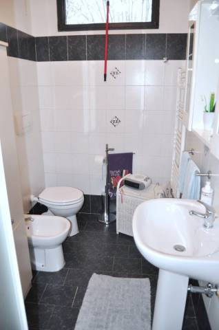 Immagine 13 di Casa indipendente in vendita  a Terranuova Bracciolini