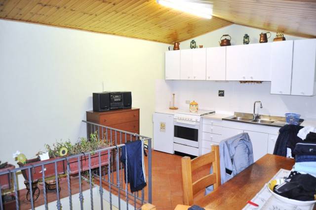 Immagine 14 di Casa indipendente in vendita  a Terranuova Bracciolini