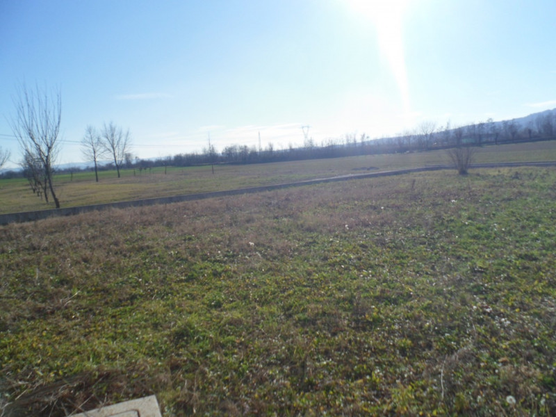 Immagine 5 di Terreno in vendita  in via alture a Torri Di Quartesolo