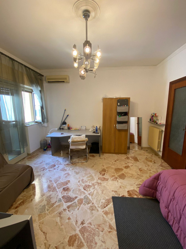 Immagine 10 di Appartamento in affitto  in Via Andrea Cesalpino a Palermo