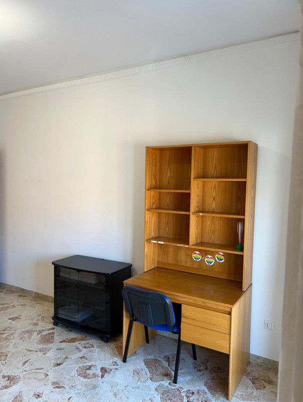 Immagine 13 di Appartamento in affitto  in Via Andrea Cesalpino a Palermo