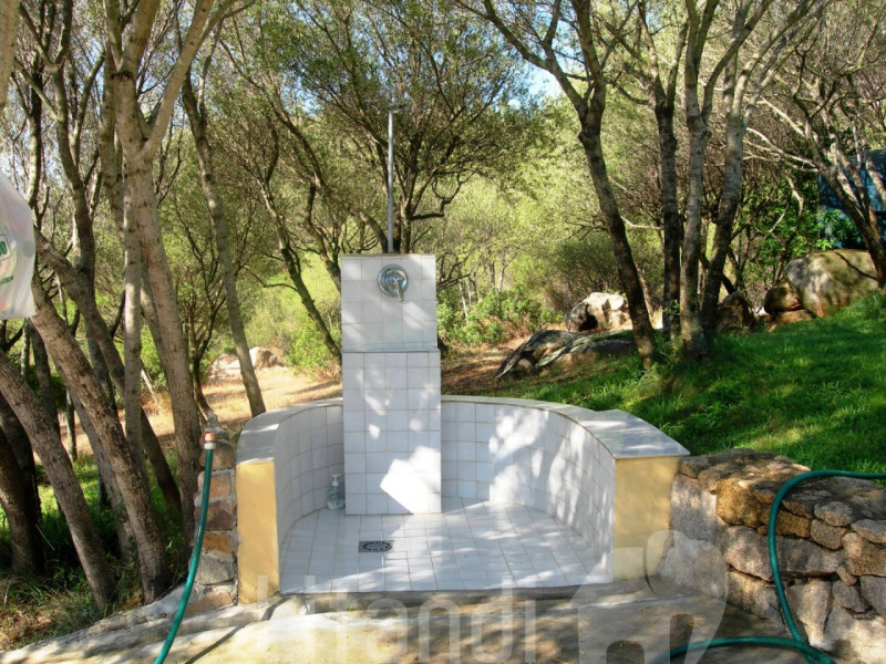 Immagine 8 di Villa in vendita  a Arzachena