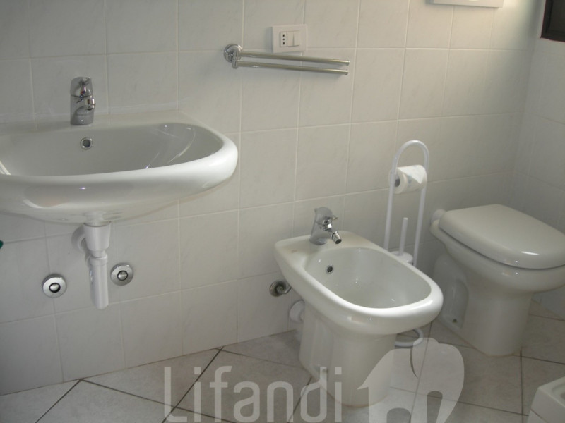 Immagine 17 di Villa in vendita  a Arzachena