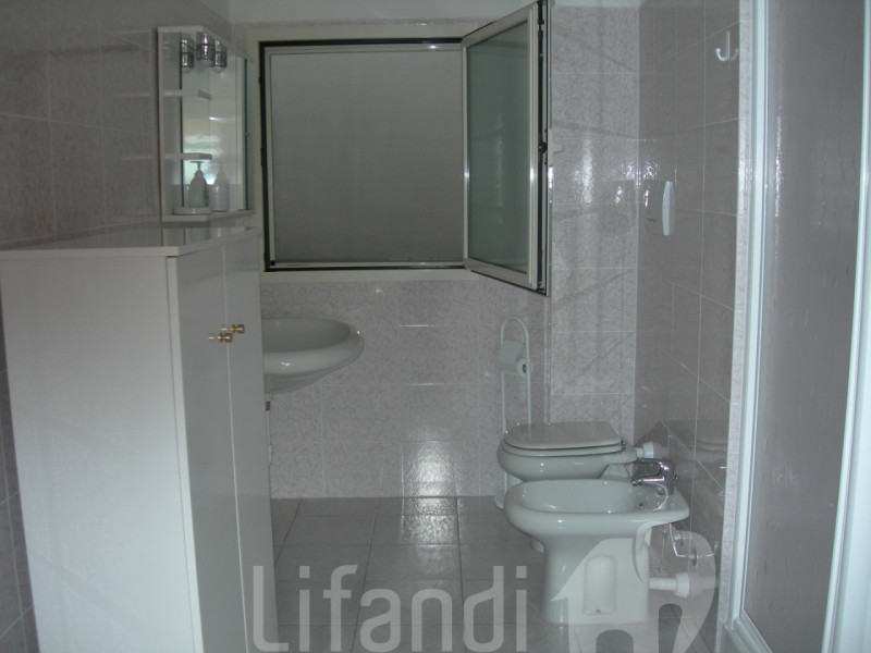 Immagine 18 di Villa in vendita  a Arzachena