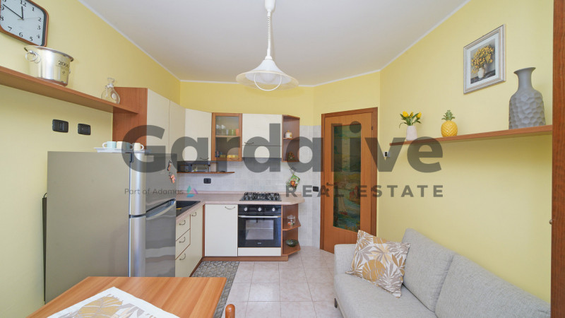 Immagine 4 di Appartamento in vendita  in Via XX settembre a Manerba Del Garda