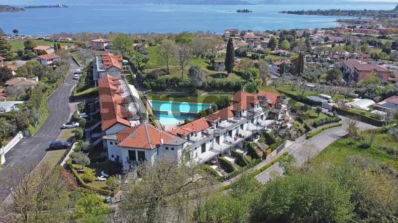 Immagine 25 di Appartamento in vendita  in Via XX settembre a Manerba Del Garda