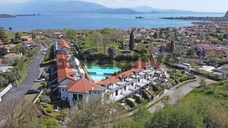 Immagine 26 di Appartamento in vendita  in Via XX settembre a Manerba Del Garda