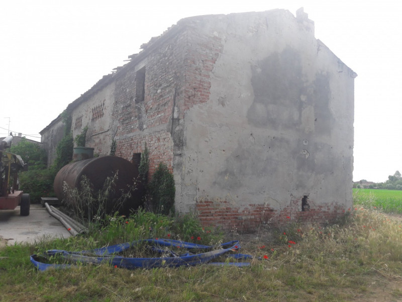 Immagine 9 di Rustico / casale in vendita  in Via Umberto I, 6 a Bovolone