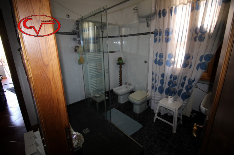 Immagine 8 di Casa quadrifamiliare in vendita  in via Roma a Loro Ciuffenna