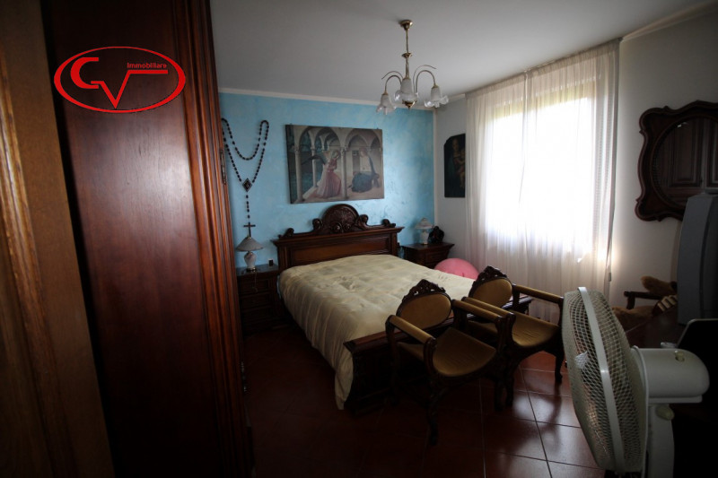 Immagine 12 di Casa quadrifamiliare in vendita  in via Roma a Loro Ciuffenna