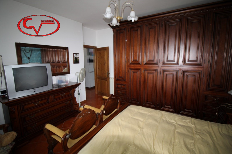 Immagine 13 di Casa quadrifamiliare in vendita  in via Roma a Loro Ciuffenna