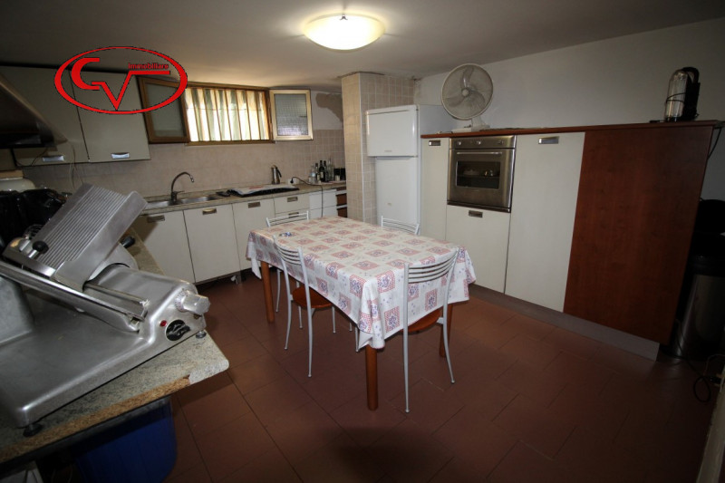 Immagine 23 di Casa quadrifamiliare in vendita  in via Roma a Loro Ciuffenna