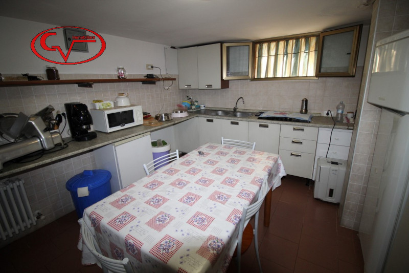 Immagine 24 di Casa quadrifamiliare in vendita  in via Roma a Loro Ciuffenna