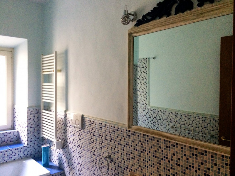 Immagine 12 di Appartamento in vendita  in Via Papa Pio XII a Castel Sant'elia