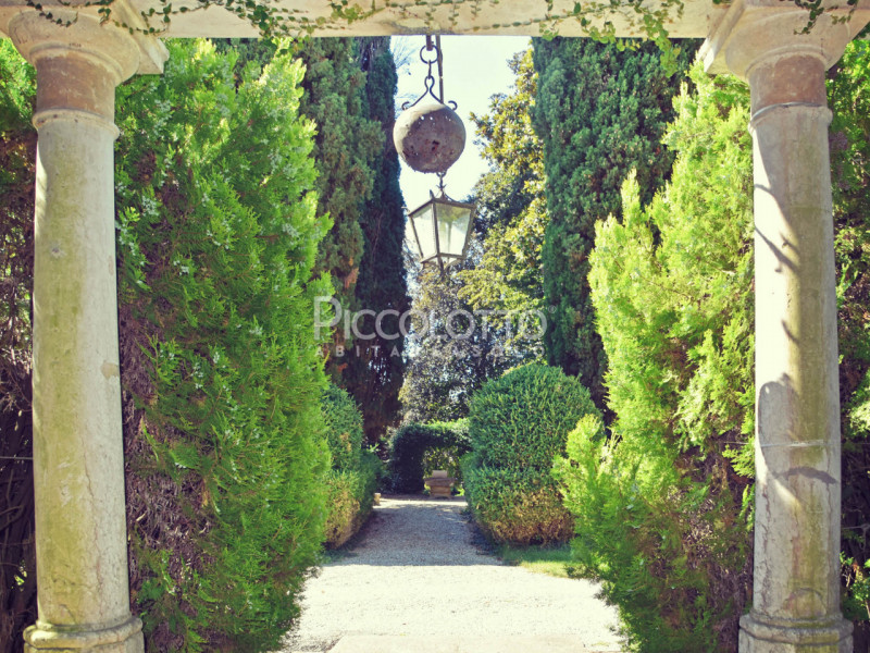 Immagine 7 di Villa in vendita  in Via Foresto Vecchio a Asolo