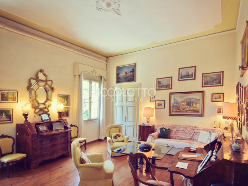 Immagine 18 di Villa in vendita  in Via Foresto Vecchio a Asolo