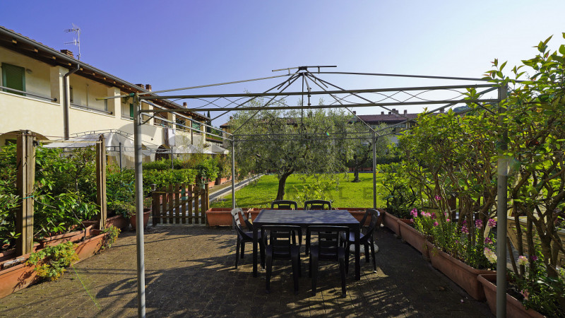 Immagine 2 di Villetta a schiera in vendita  in Via Valene 29/B a Salò