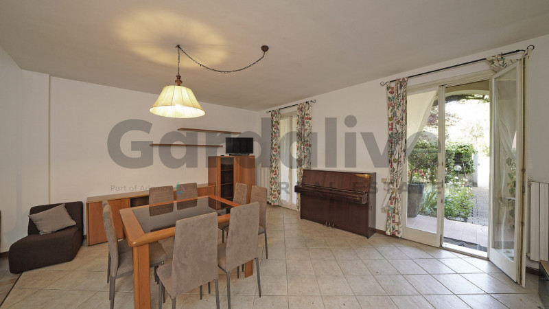 Immagine 10 di Villetta a schiera in vendita  in Via Valene 29/B a Salò