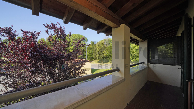 Immagine 24 di Villetta a schiera in vendita  in Via Valene 29/B a Salò