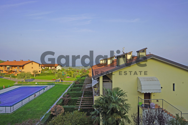 Immagine 7 di Villetta a schiera in vendita  in Via borgo alto a Puegnago Sul Garda