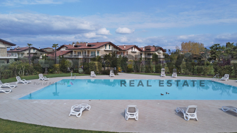 Immagine 3 di Appartamento in vendita  in Residence Caesar a Sirmione