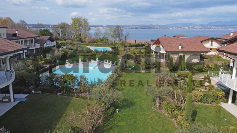 Immagine 9 di Appartamento in vendita  in Residence Caesar a Sirmione