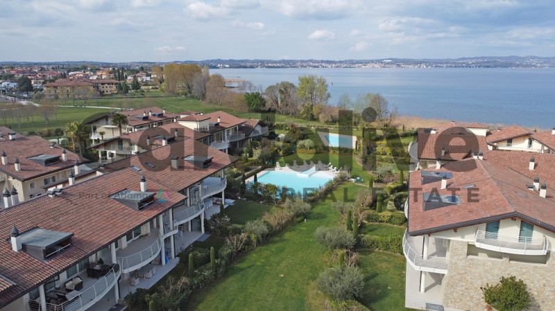 Immagine 10 di Appartamento in vendita  in Residence Caesar a Sirmione