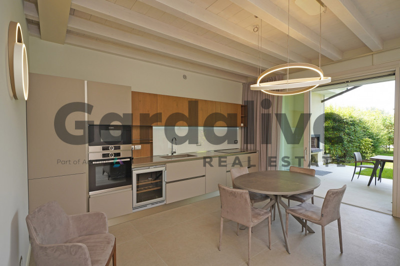 Immagine 13 di Appartamento in vendita  in Residence Caesar a Sirmione