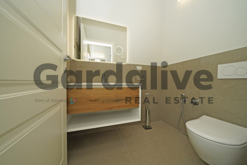 Immagine 18 di Appartamento in vendita  in Residence Caesar a Sirmione