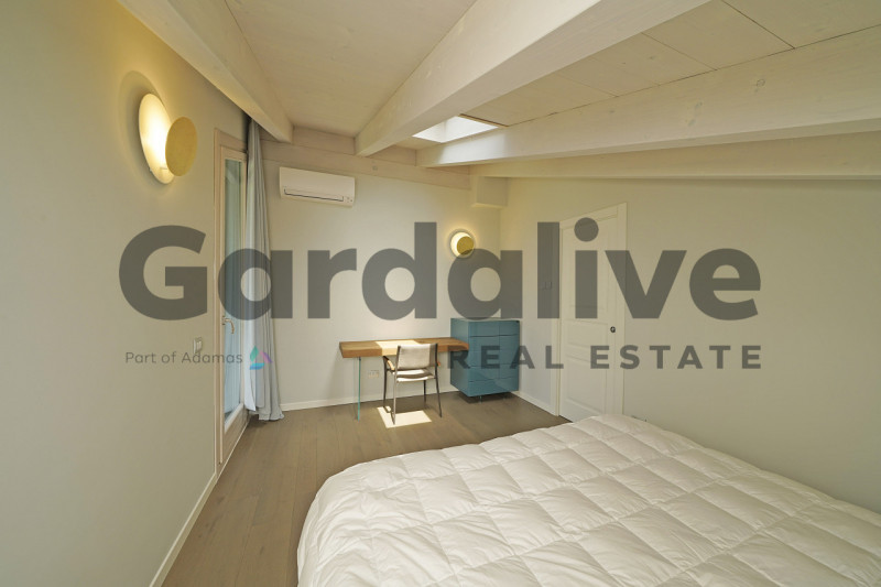 Immagine 23 di Appartamento in vendita  in Residence Caesar a Sirmione