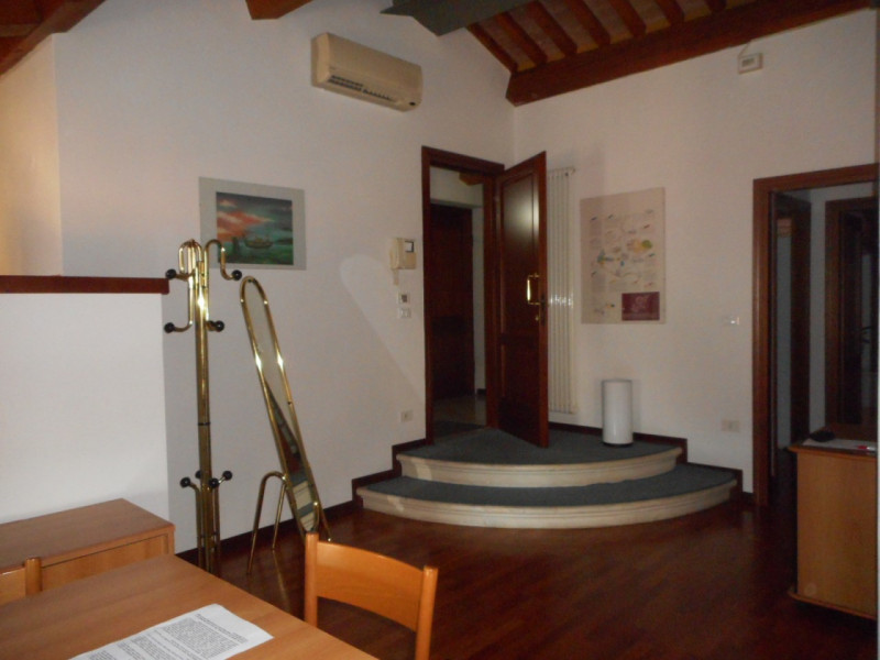 Immagine 7 di Appartamento in affitto  in via roma a Vicenza