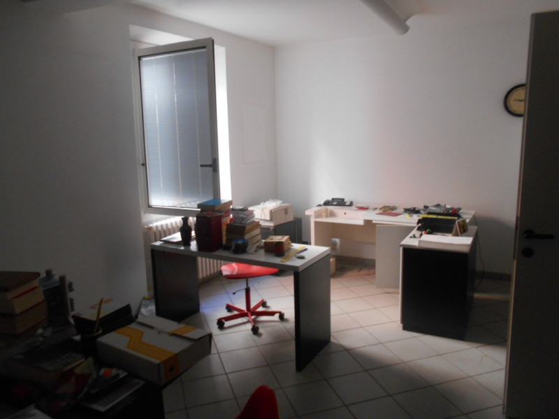 Immagine 3 di Ufficio in vendita  in via Massimo d'Azeglio a Casale Monferrato