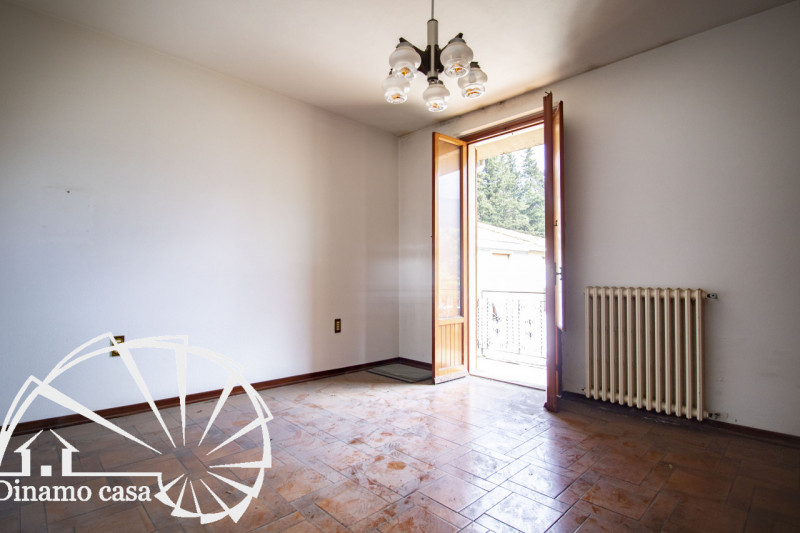 Immagine 2 di Casa indipendente in vendita  a Vaiano