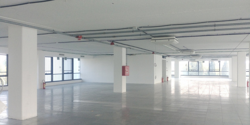 Immagine 6 di Ufficio in affitto  in STRADA 6 a Rozzano