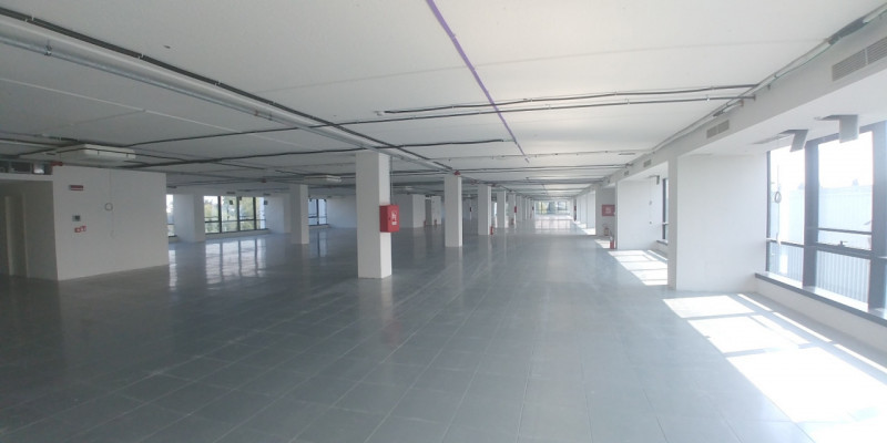 Immagine 18 di Ufficio in affitto  in STRADA 6 a Rozzano