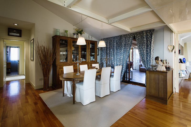 Immagine 3 di Attico in vendita  in via benedetto da rovezzano a Olbia