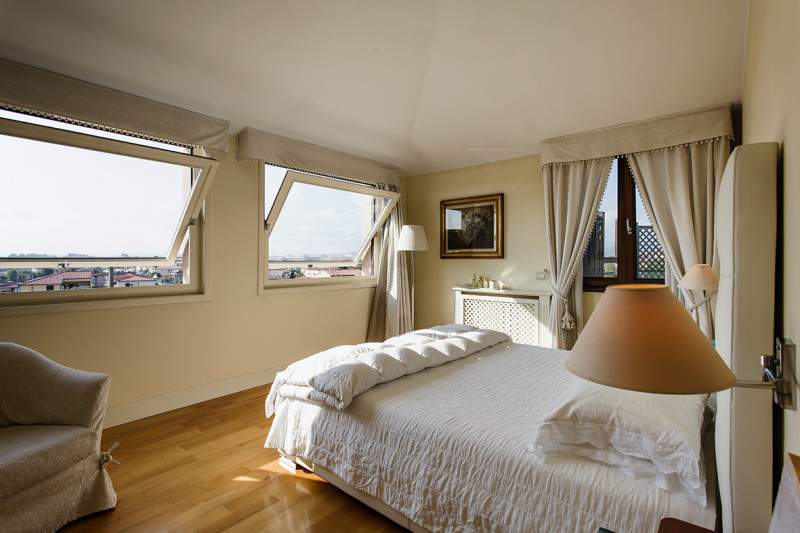 Immagine 8 di Attico in vendita  in via benedetto da rovezzano a Olbia