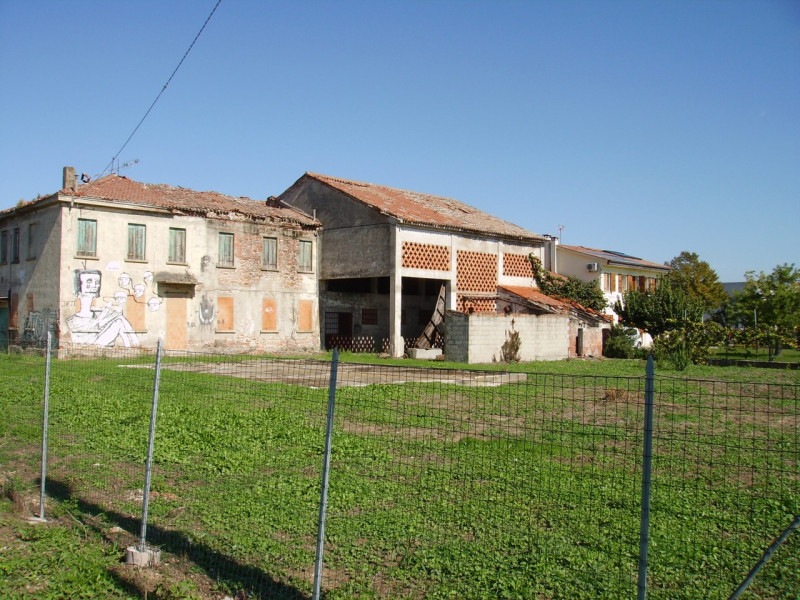 Immagine 6 di Rustico / casale in vendita  in Via Penghe a Selvazzano Dentro