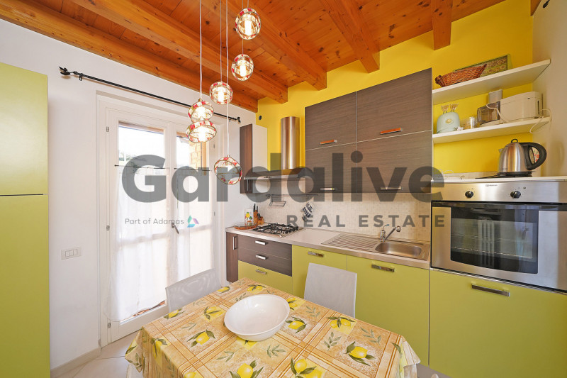 Immagine 24 di Villa in vendita  a Moniga Del Garda