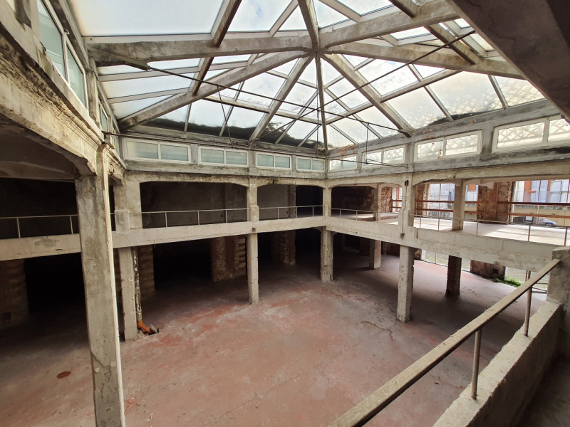 Immagine 3 di Magazzino in vendita  in zona Università a Verona