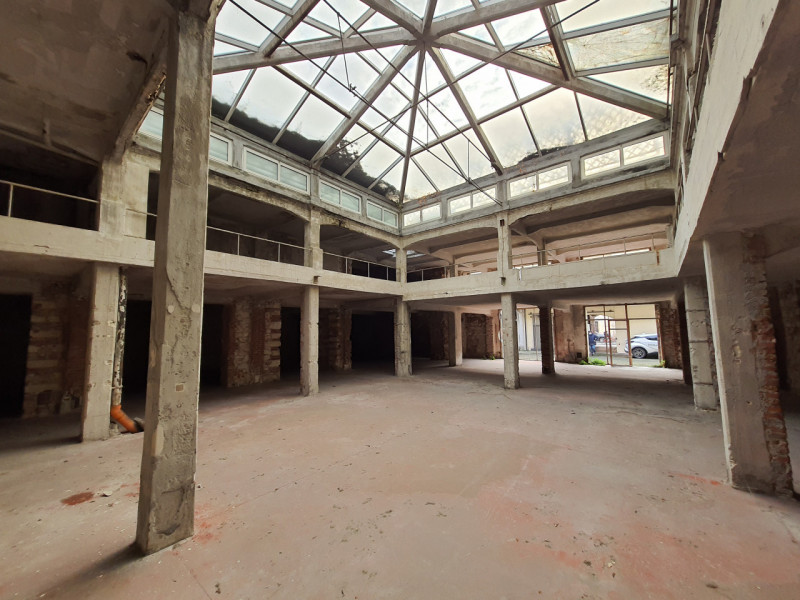 Immagine 4 di Magazzino in vendita  in zona Università a Verona