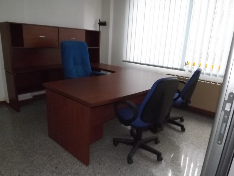 Immagine 2 di Negozio in vendita  a Senigallia