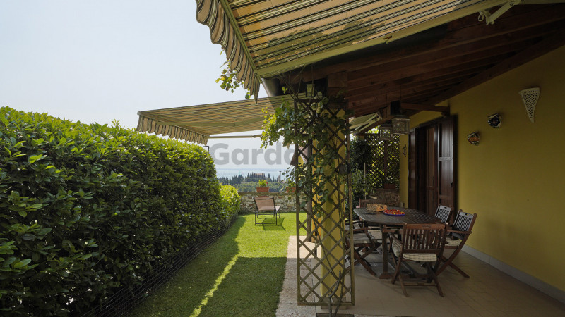 Immagine 15 di Casa bifamiliare in vendita  in Via Folino Cabiana 13 a Toscolano-Maderno