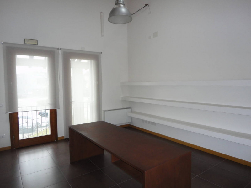 Immagine 11 di Ufficio in affitto  in Via Salata a Noventa Padovana