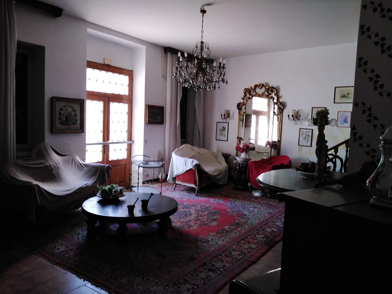 Immagine 9 di Palazzo in vendita  in piazza roma a Polpenazze Del Garda