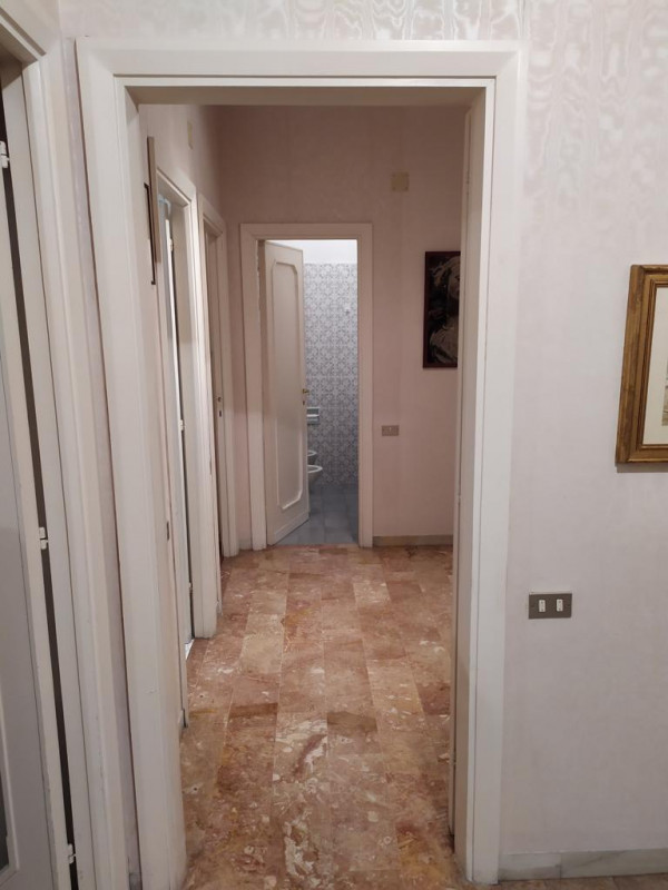 Immagine 6 di Appartamento in affitto  in via federcio delpino a Genova