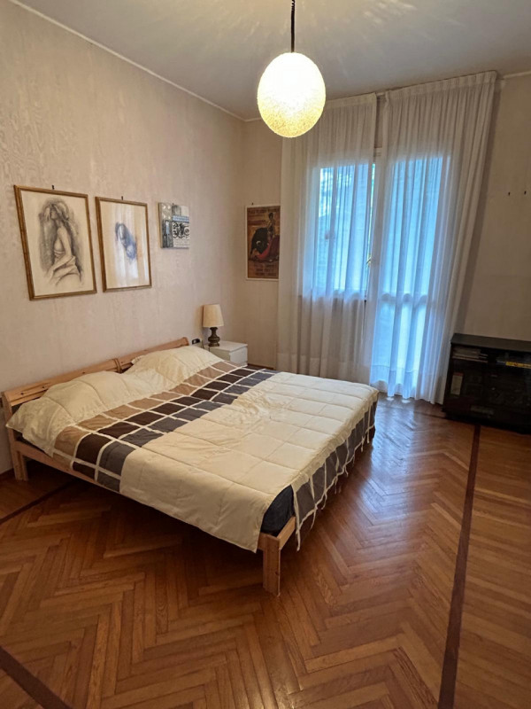 Immagine 33 di Appartamento in affitto  in via federcio delpino a Genova