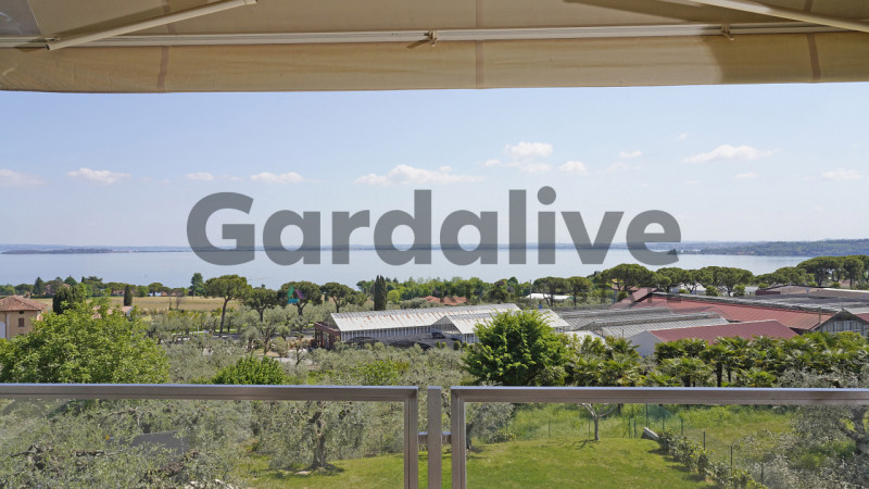 Immagine 42 di Villa in vendita  in Via Monte Tapino a Padenghe Sul Garda