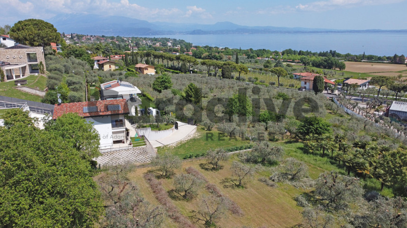 Immagine 49 di Villa in vendita  in Via Monte Tapino a Padenghe Sul Garda